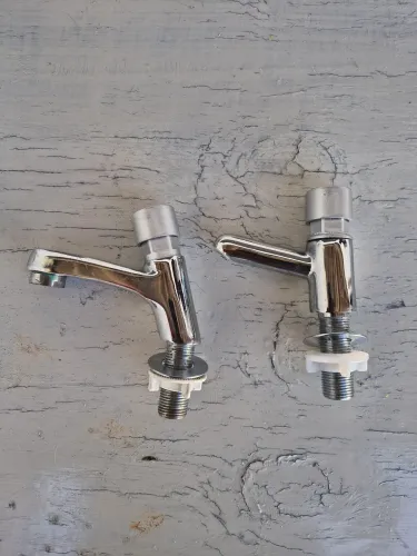 Torneira automática de mesa