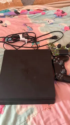 PLAYSTATION 4 SLIM 1T