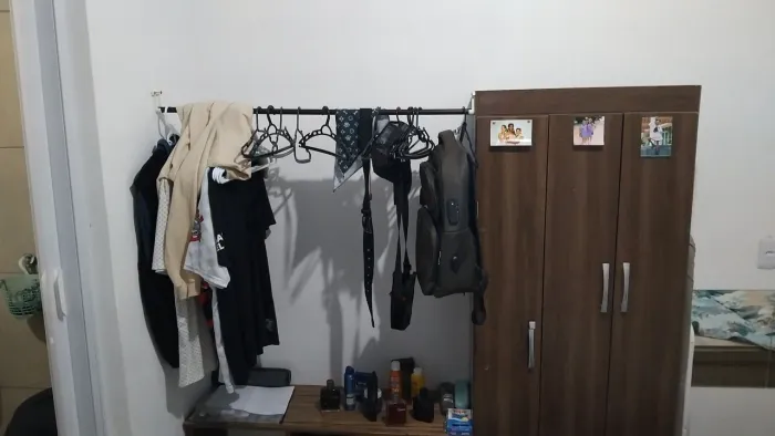 Estou vendendo esse Guarda roupa