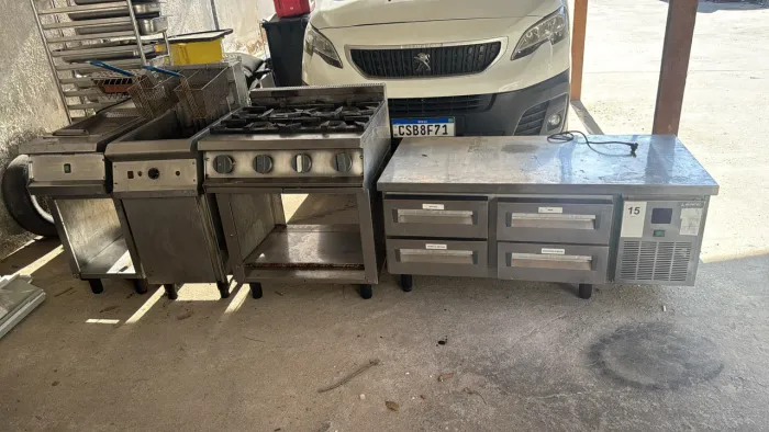 Material para cozinha industrial