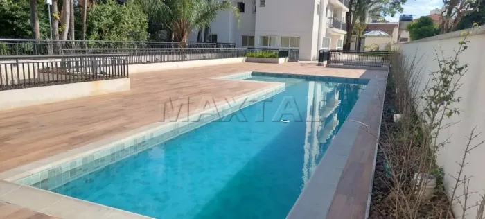 Apartamento com 3 dormitórios sendo uma suíte, e com 2 vagas de garagem, em Santa Terezinh