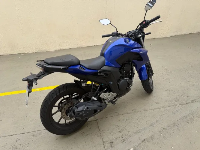Yamaha FZ25 250 Fazer Connected 2025