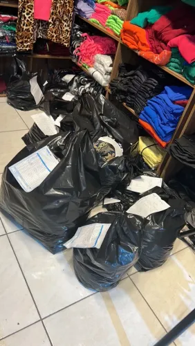 LOTE DE ROUPAS FEMININAS PARA REVENDA