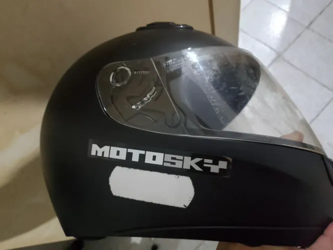 Vendo Capacete!