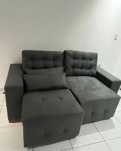 Sofá retrátil com 2 almofadinhas!