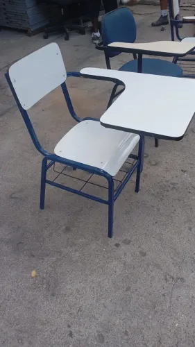 Cadeiras escolar