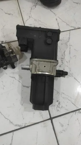 Vendo bomba de arla e dosadora euro 5