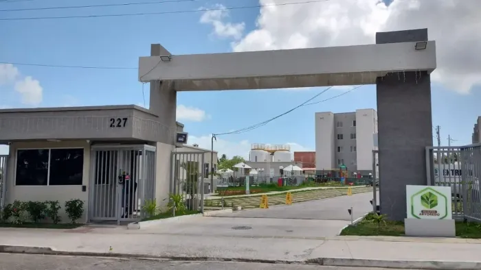 Imóvel para venda com 45 metros quadrados com 2 quartos em Barroso - Fortaleza - CE