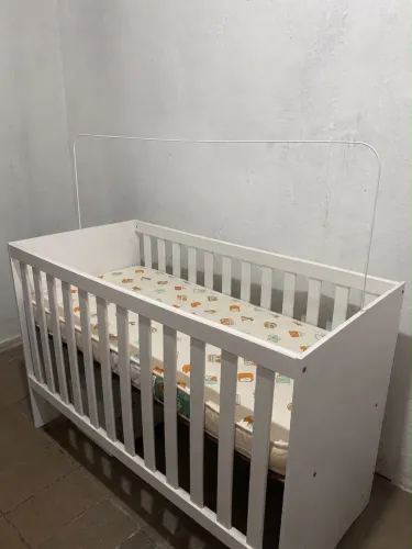 ? BERÇO À VENDA - EM ÓTIMO ESTADO! ?