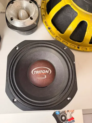 Médio grave de 8 xrl 809 triton