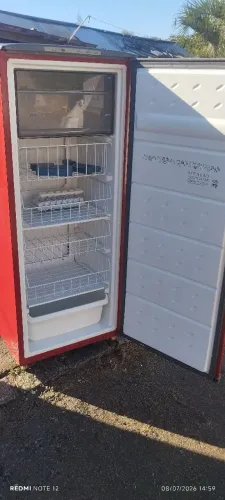 Freezer vertical Consul