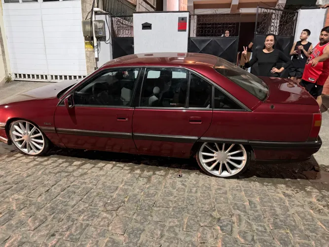 Chevrolet Omega GLS 2.2 / 2.0 (álcool) 1995