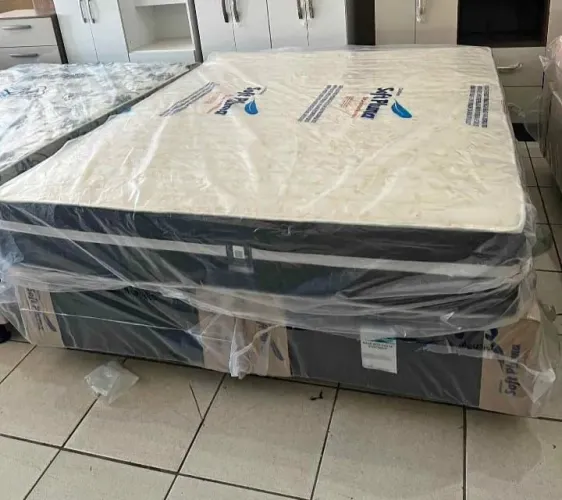 Cama box de casal conjugada!