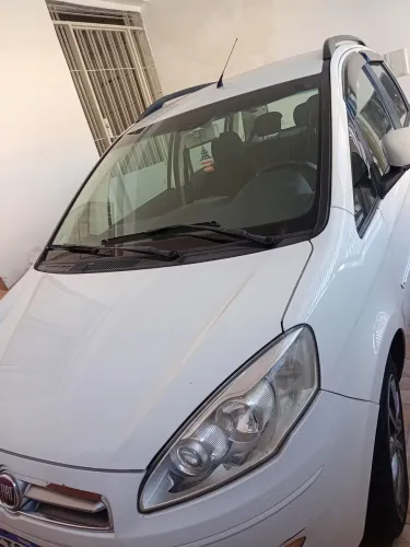 Renault Logan Dynamique Hi-flex 1.6 8V 4P 2015