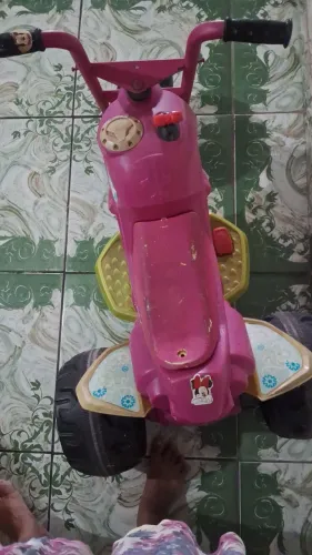 quero vender uma moto elétrica de criança r$ 200 liga para o meu WhatsApp *54