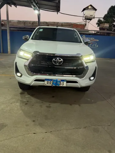 Toyota Hilux CD SRX 4X4 2.8 TDI 16V Diesel Aut. 2023