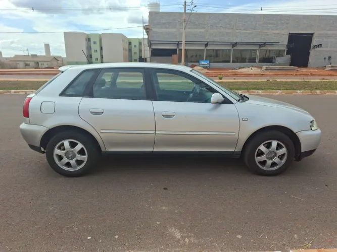 Audi A3 1.8 Turbo 5P Mec. 2001