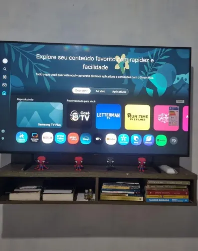 TV Samsung Crystal UHD 50" Smart TV 4K - 6 Meses de Uso, Completa na Caixa