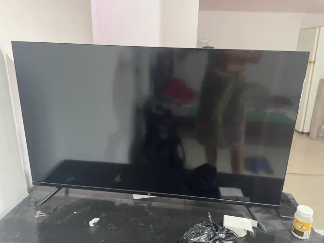 Vende-se tv Multilaser nova