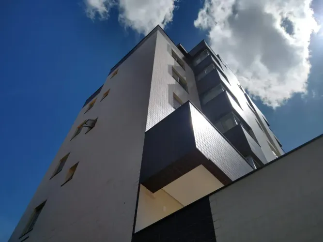Excelente apto 2 quartos elevador suíte proximo a Brigadeiro Eduardo Gomes