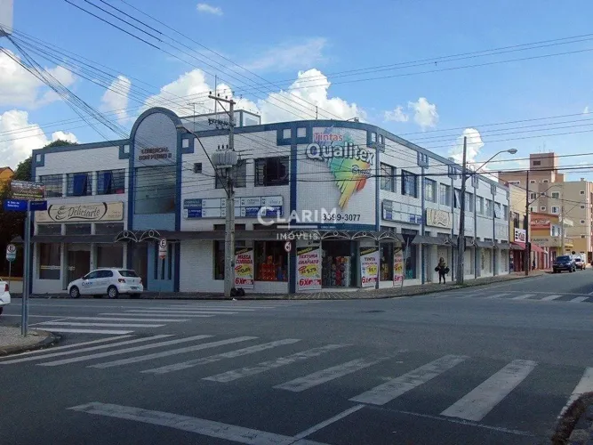 Sala para alugar no centro de Campo Largo - Centro Comercial Dom Pedro II