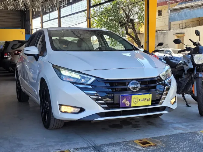 Nissan Versa Exclusive 1.6 16V Flex AUT 2024