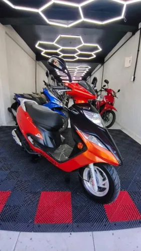 SUZUKI BURGMAN 125 cc