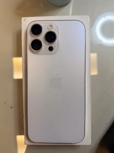 IPHONE 16 PRO MAX 1 ano de uso 256gb