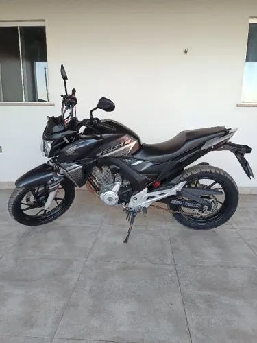 VENDO HONDA CB TWISTER 250 ABS 2022 - CINZA FOSCO