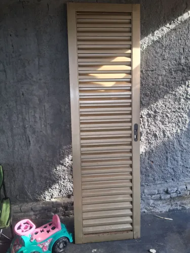Porta veneziana 210×60 Anápolis