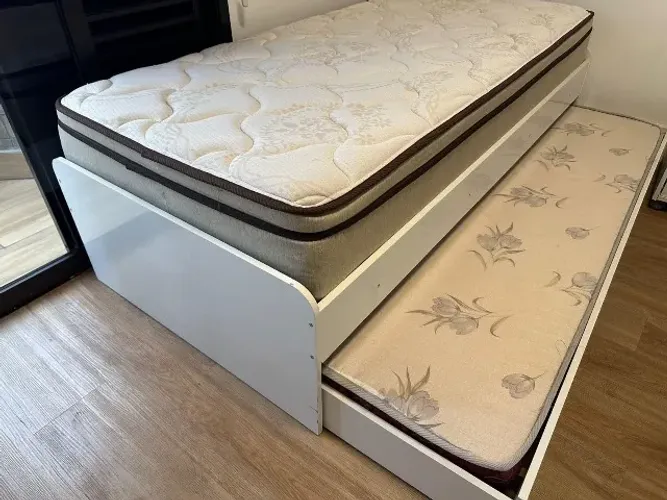 Cama Auxiliar Solteiro Branca + Colchão Castor Innovation Pocket Híbrido + Colchão 