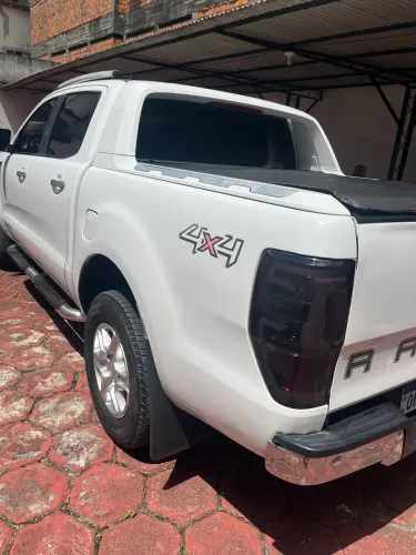 Ford Ranger Limited 3.2 20V 4X4 CD Aut. Dies. 2014