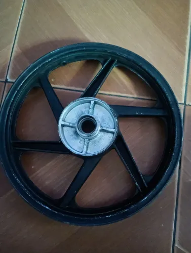 Roda de liga leve aro 14 jet 50