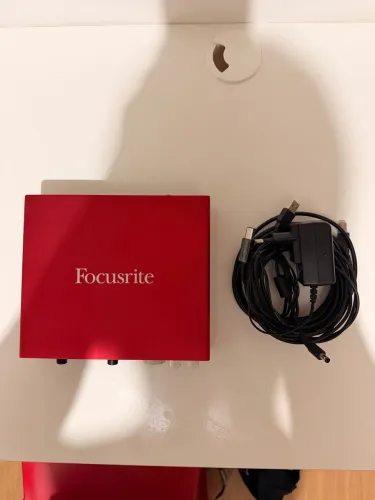 Placa de Audio Interface Focusrite 6i6