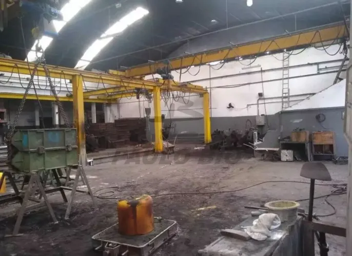 Galpão Industrial para vender no Bairro Canhema em Diadema - SP