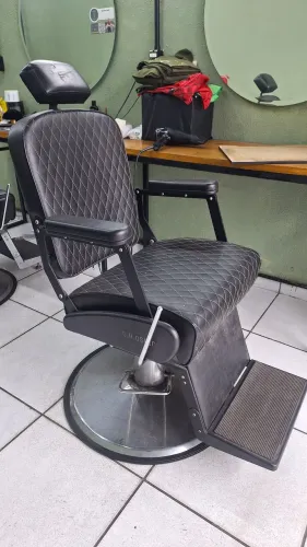 Cadeira de Barbeiro Vintage