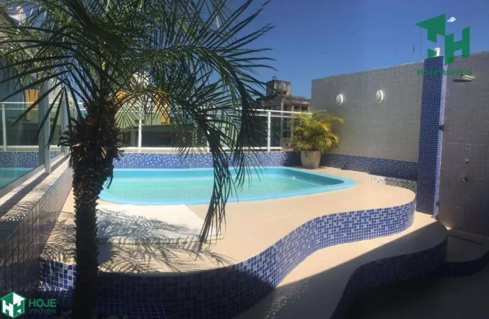 Linda cobertura para locação de temporada com piscina privativa em Caiobá