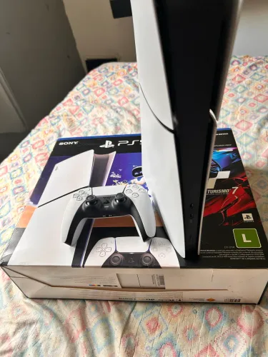 Vendo PS5 já no menor preço.