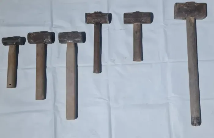 Jogo de 6 Marretas: 1 de 0,5Kg ; 3 de 1,0Kg; 1 de 2,0Kg e 1 de 3,0Kg