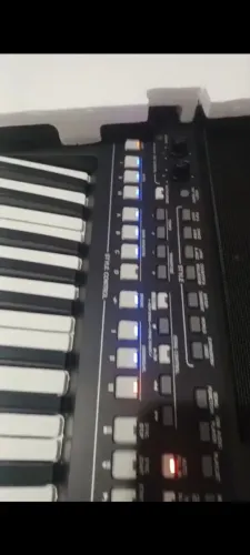 teclado yamaha sx600