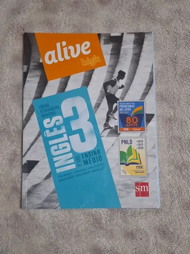 Livro de Inglês Terceiro Ano