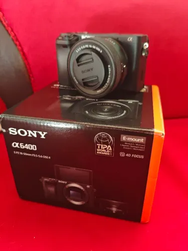 Câmera Sony Alpha a6400 16-50mm como nova