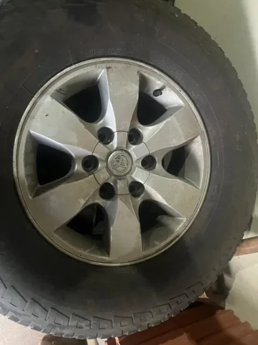 RODAS ORIGINAIS HILUX 2013 - ARO 16