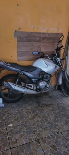 Venda YAMAHA/FACTOR YBR125 ED - Prata