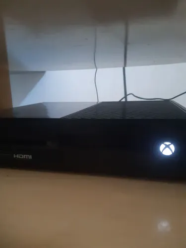 ? XBOX ONE FAT + CONTROLE À VENDA