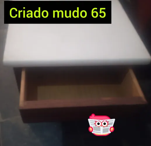 Criado mudo,