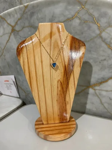 EXPOSITOR TORSO MADEIRA PINUS PARA COLARES, FABRICAÇÃO PRÓPRIA 