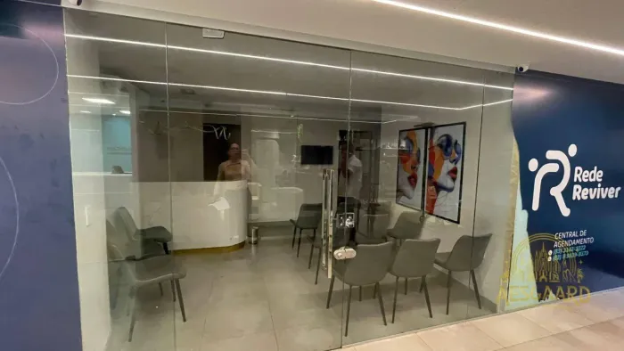Sala Médica Totalmente Mobiliada e Climatizada Pronta para Atendimento Imediato