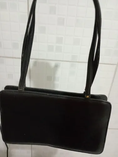Bolsa Arezzo com avaria na alça 