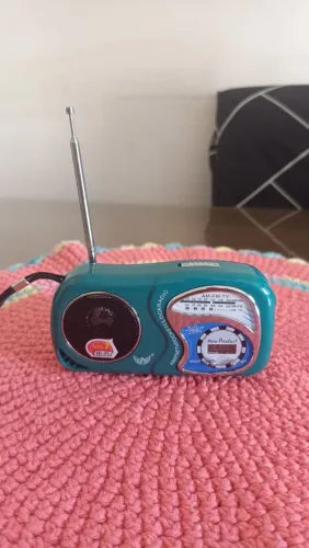 rádio am/fm/tv pocket clock radio verde